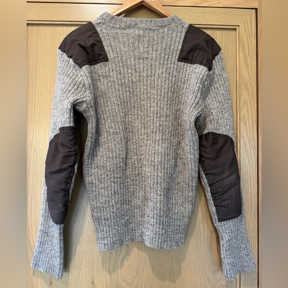 Cabela's Chunky Thick Rib Pure New Wool Crewneck Hunting Sweater with Patches LG - Picture 10 of 12